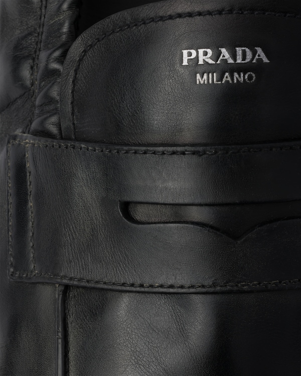 プラダ シャッフル アンティークレザー ローファー - ブラック プラダ シャッフル アンティークレザー ローファー - ブラック