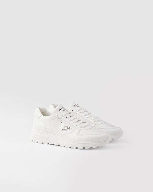 Prada Baskets en cuir 1