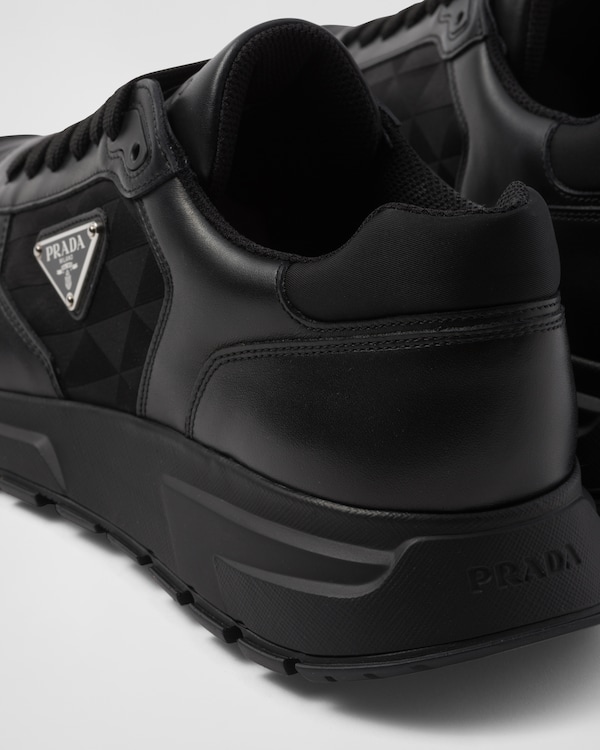 皮革与Re-Nylon高帮运动鞋 皮革与Re-Nylon高帮运动鞋