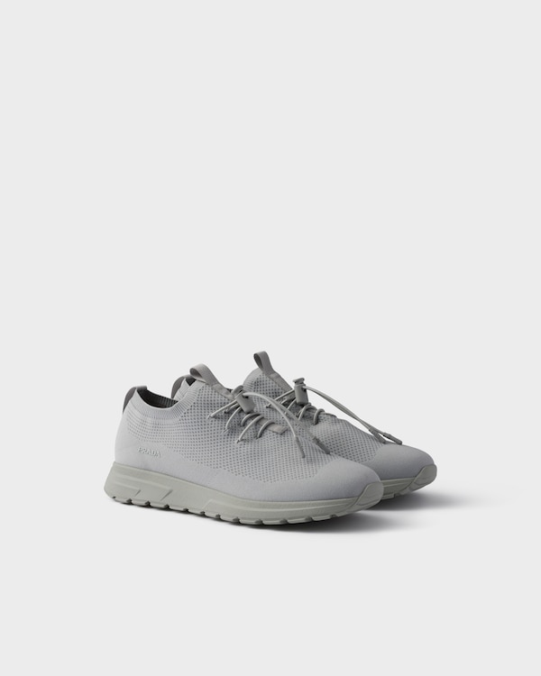 ホワイト プラダ PRAX 01 Re-Nylon xブラッシュドレザー