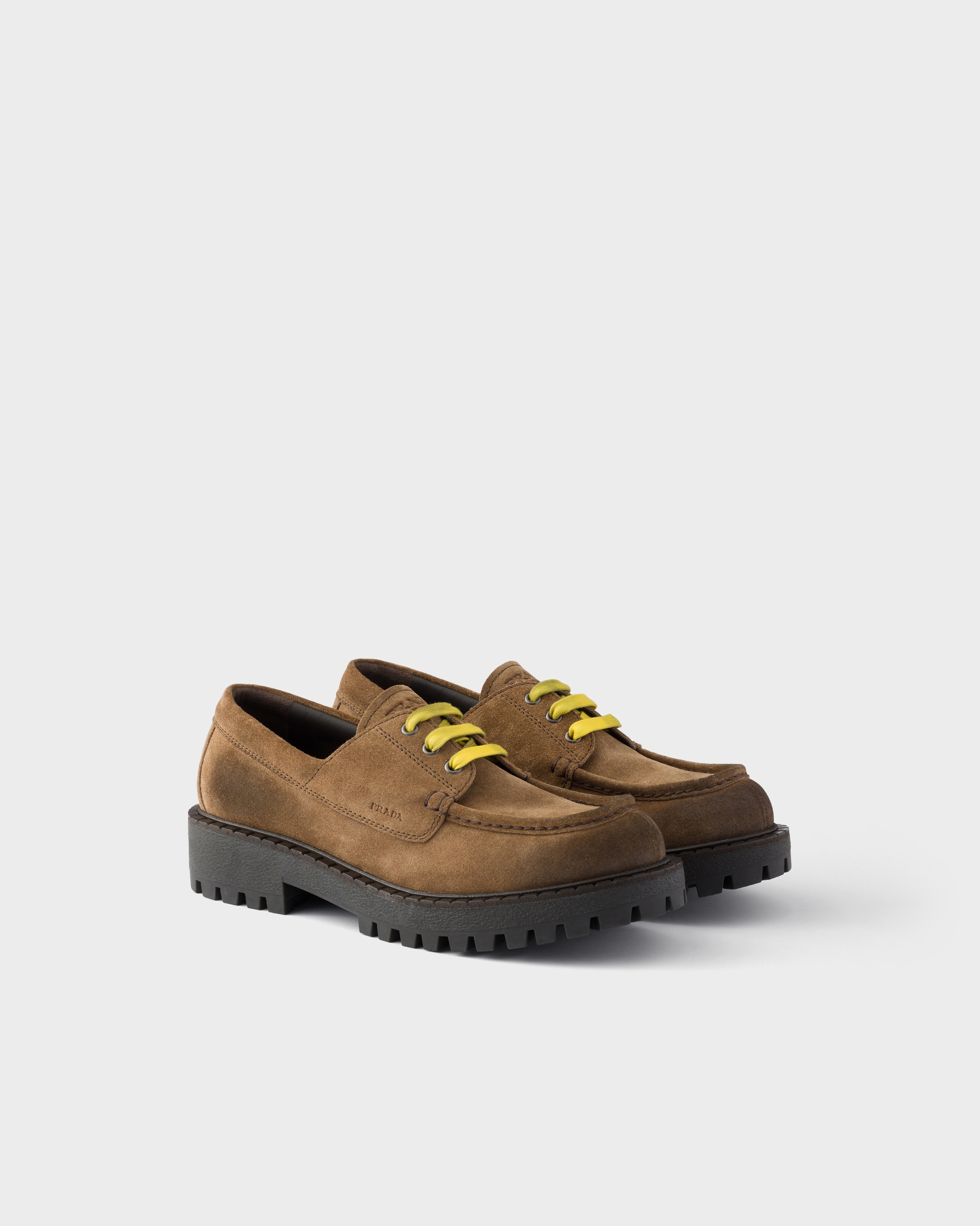 ライトブラウン ワックス加工スエード レースアップシューズ | PRADA