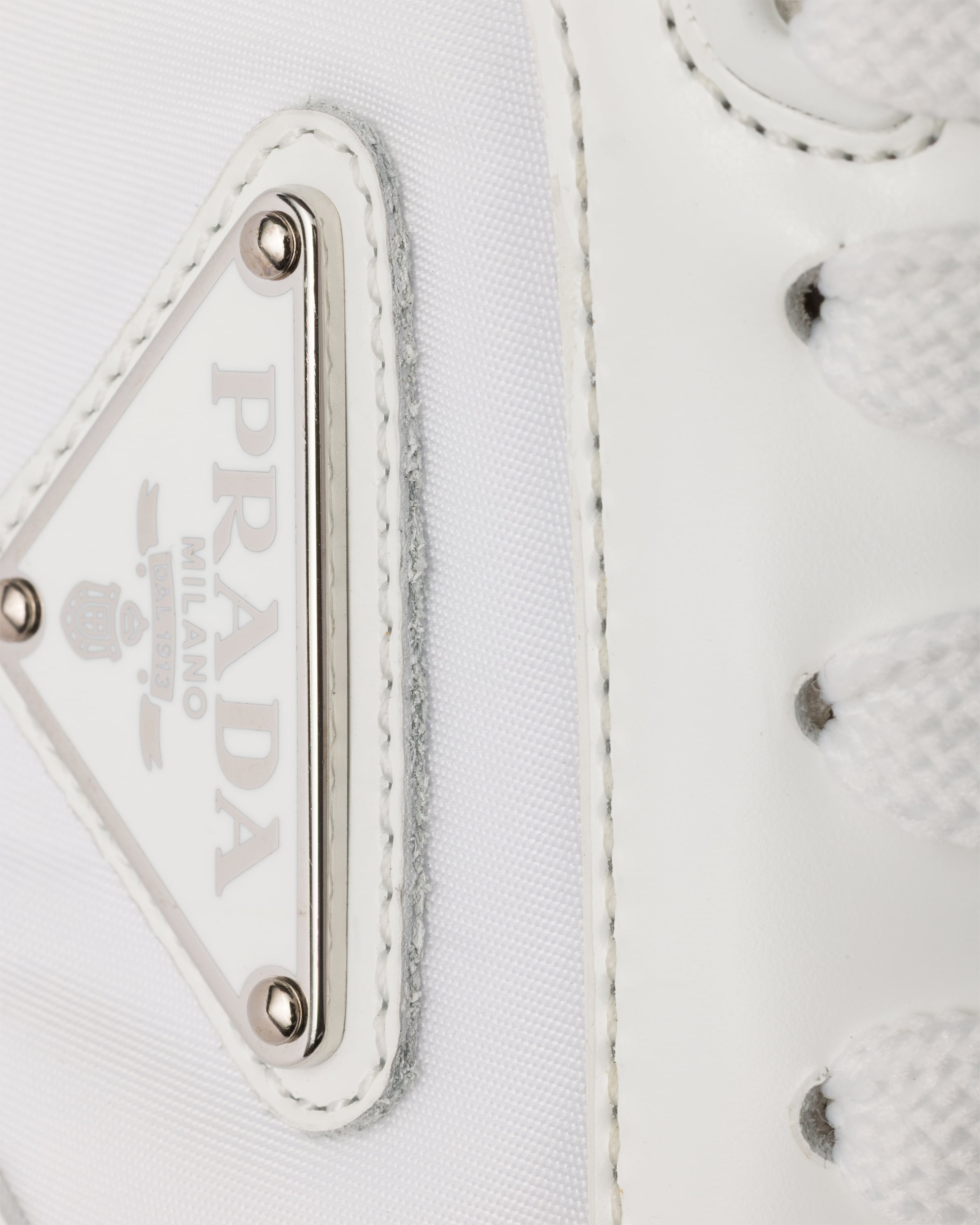 靴 PRADA leather shoes white archive PRADA leather shoes white archive 1990s Vintage Prada Shoes White