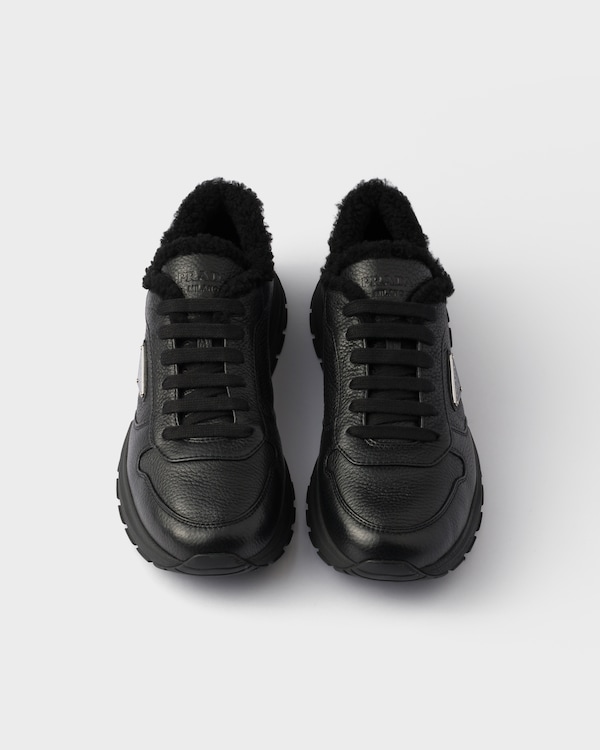 皮革运动鞋 皮革运动鞋