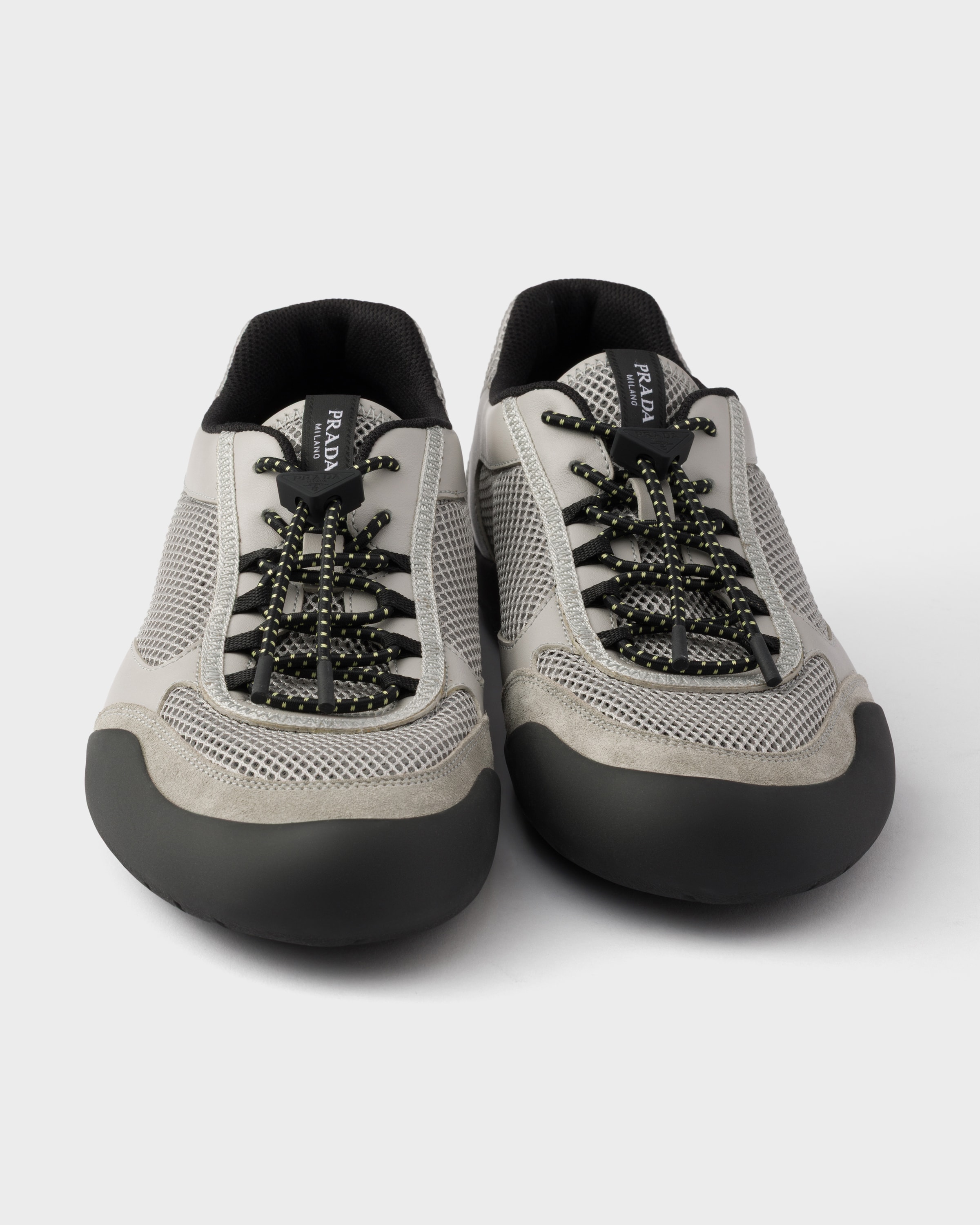 【ノベルティ】プラダメッシュシューズ グレー スピードロック レザー メッシュ スニーカー | PRADA - 日本