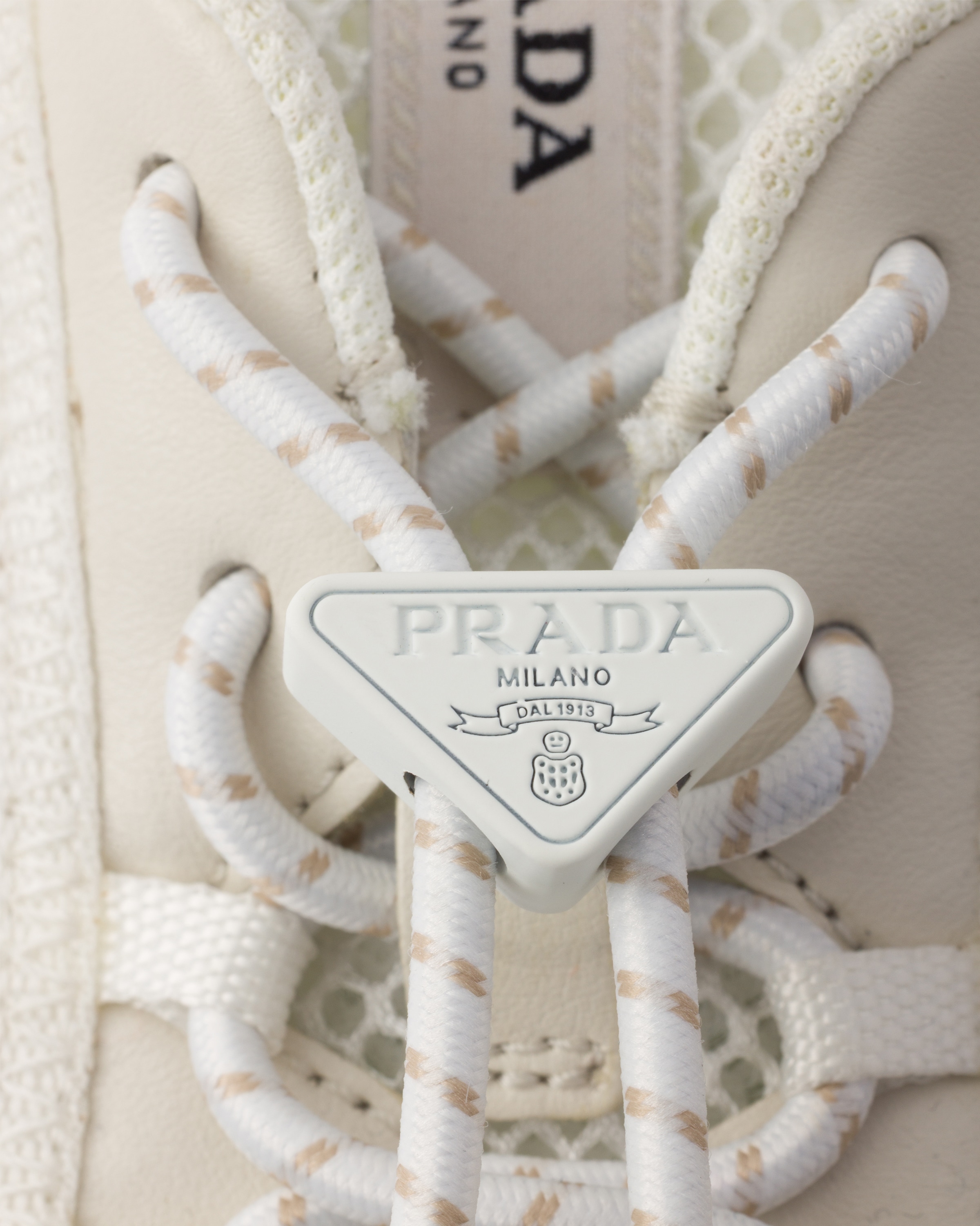 PRADA MILANO ホワイト スニーカー Chalk White Speedrock Leather And Mesh Fabric Sneakers | PRADA