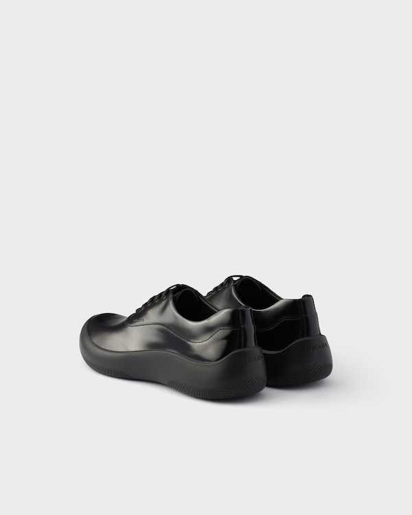 Sneaker aus gebürstetem Leder - Schwarz Sneaker aus gebürstetem Leder - Schwarz