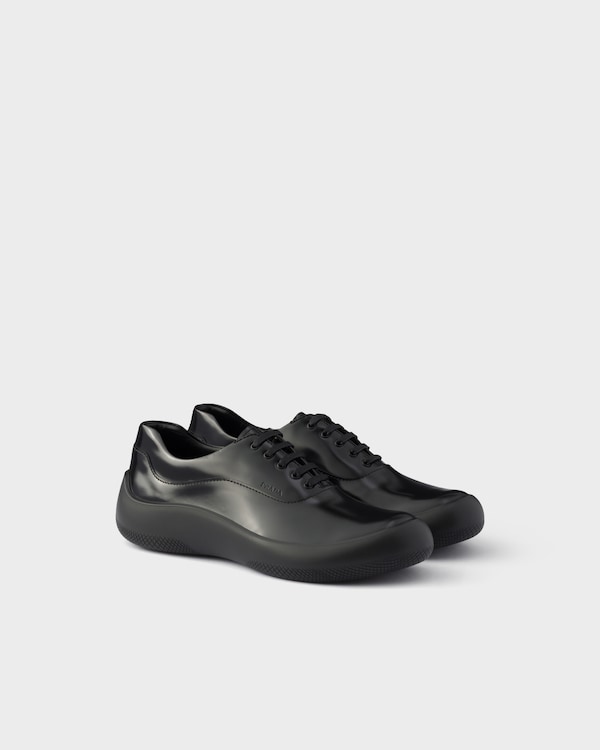 Sneaker aus gebürstetem Leder - Schwarz Sneaker aus gebürstetem Leder - Schwarz