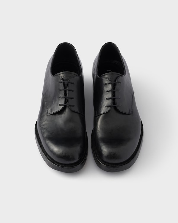 Zapatos con cordones de piel envejecida - Negro Zapatos con cordones de piel envejecida - Negro