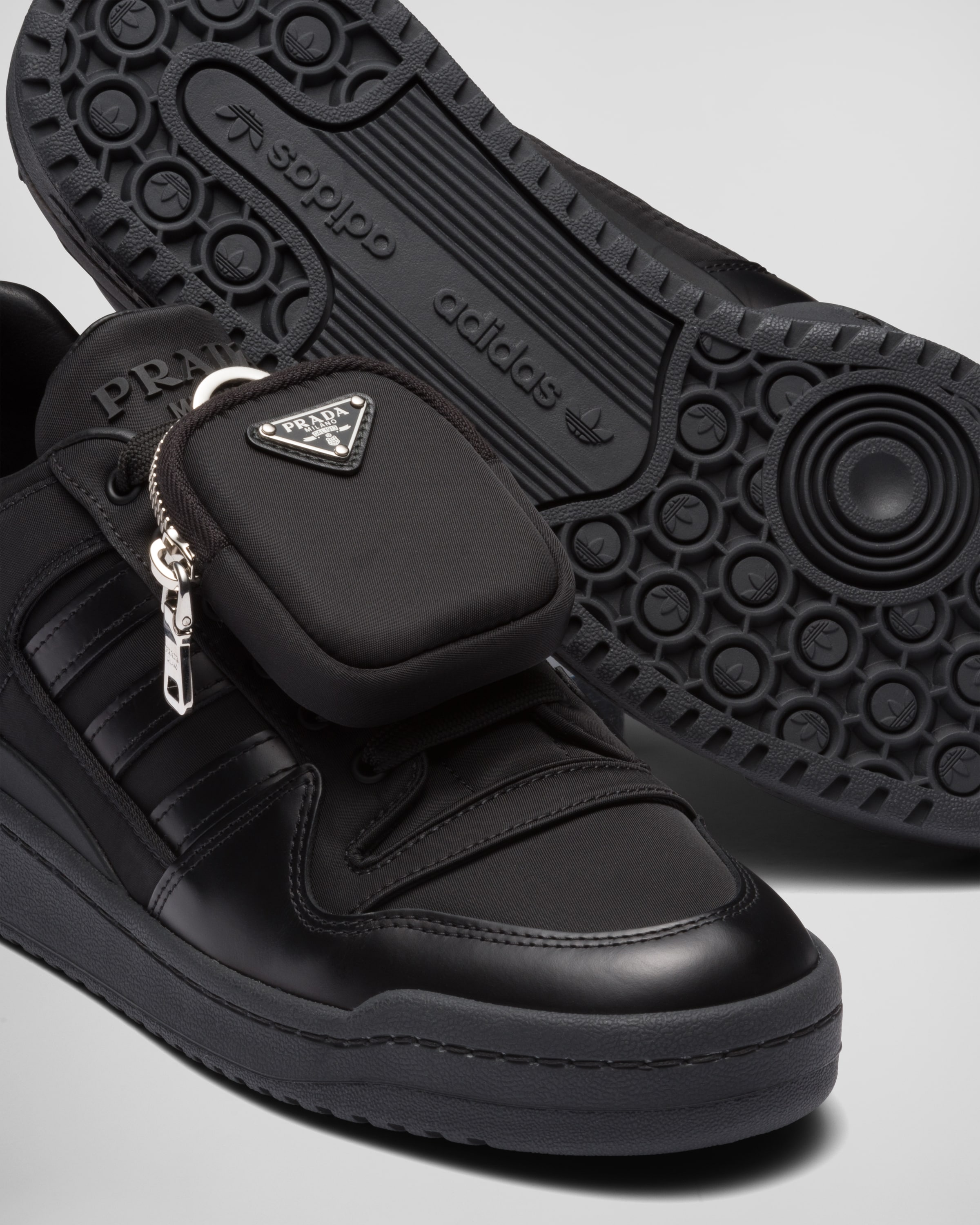 Prada سنيكيرز من برادا رينايلون X أديداس 7