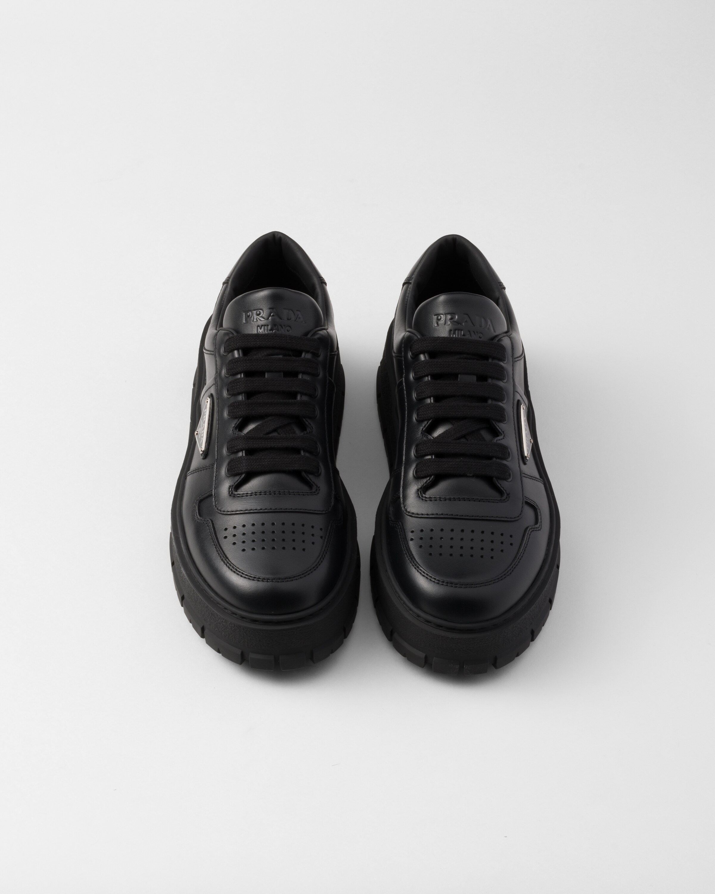 PRADA スタイリッシュ Nappaレザー スニーカー 全2色 PRADA パデッドナッパ レザー スニーカー 厚底 メンズ *VIP