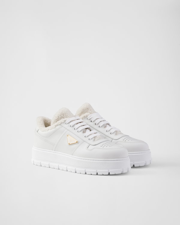 Bağcıklı Deri Spor Ayakkabı Bağcıklı Deri Spor Ayakkabı