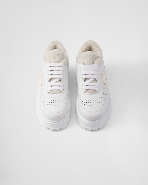 Bağcıklı Deri Spor Ayakkabı Bağcıklı Deri Spor Ayakkabı