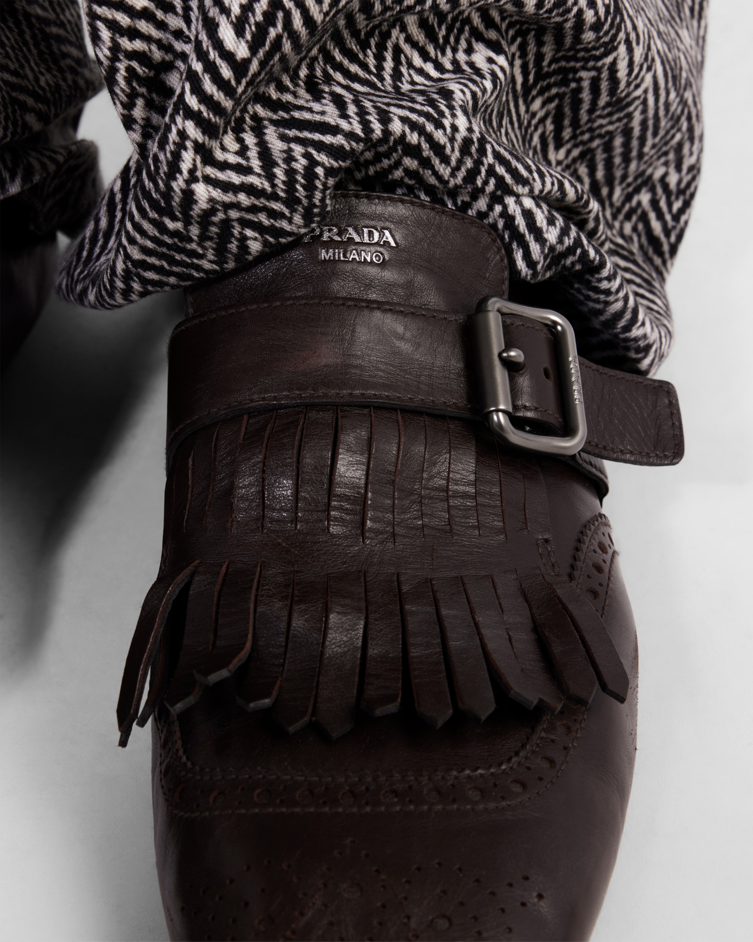 Prada Shuffle Monkstrap-schuhe Mit Fransen In Multi