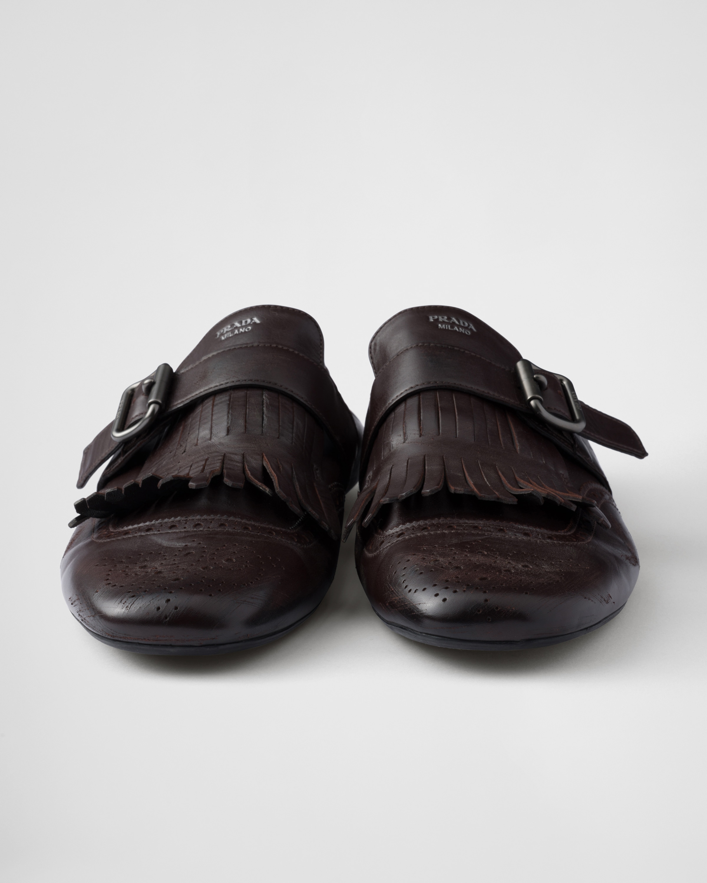 【Lovelyveg】PRADA Leather Strap Shoes Lovelyveg】PRADA Leather Strap Shoes Ebony Shuffle Fringed