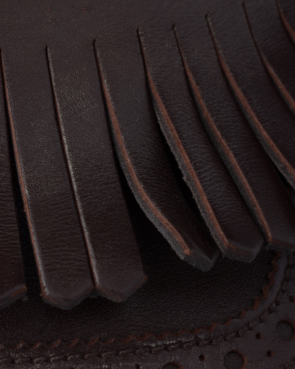 Chaussures Shuffle à boucle et frange Chaussures Shuffle à boucle et frange