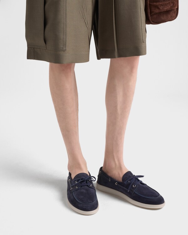 حذاء إبحار من الجلد السويدي مع أربطة - أزرق حذاء إبحار من الجلد السويدي مع أربطة - أزرق