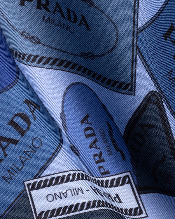 Printed twill scarf 55x55 Printed twill scarf 55x55