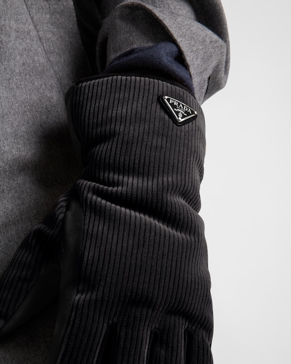 Corduroy gloves Corduroy gloves
