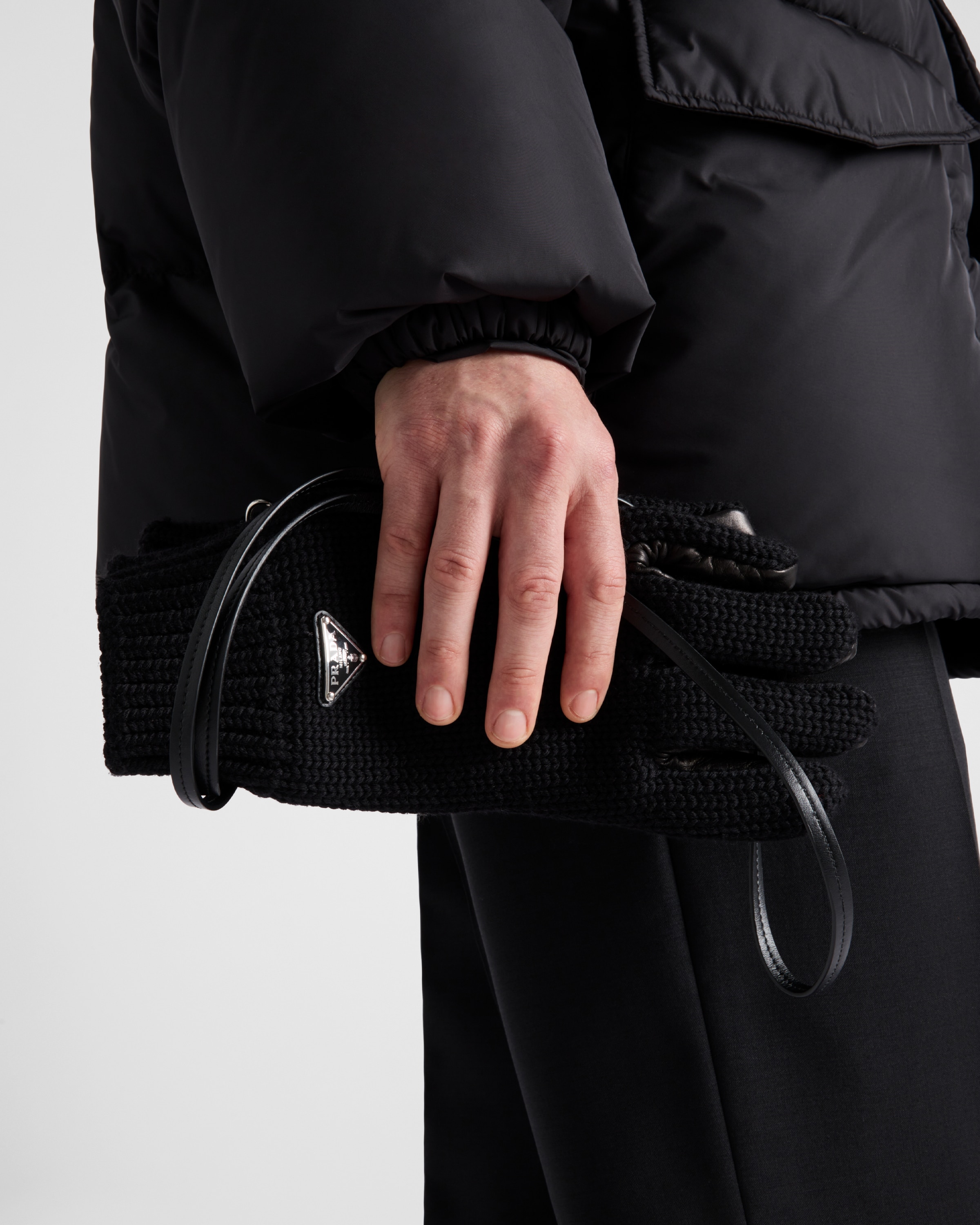 Prada Handschuhe Aus Wolle Und Nappa-leder In Schwarz