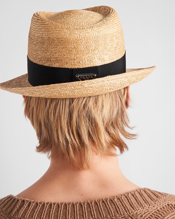 قبعة كروشيه قبعة كروشيه