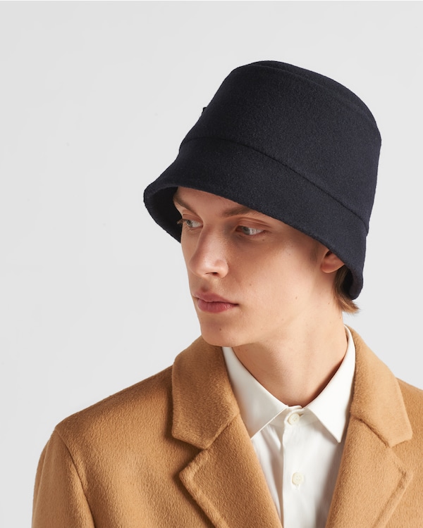 Velour cloth bucket hat Velour cloth bucket hat