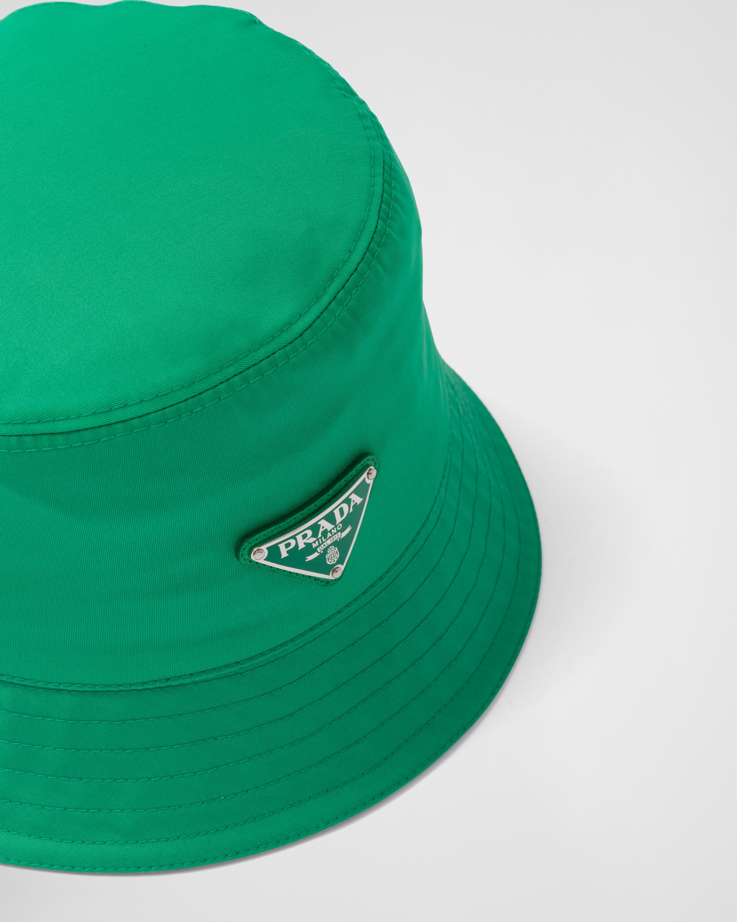 prada bucket bolsa green