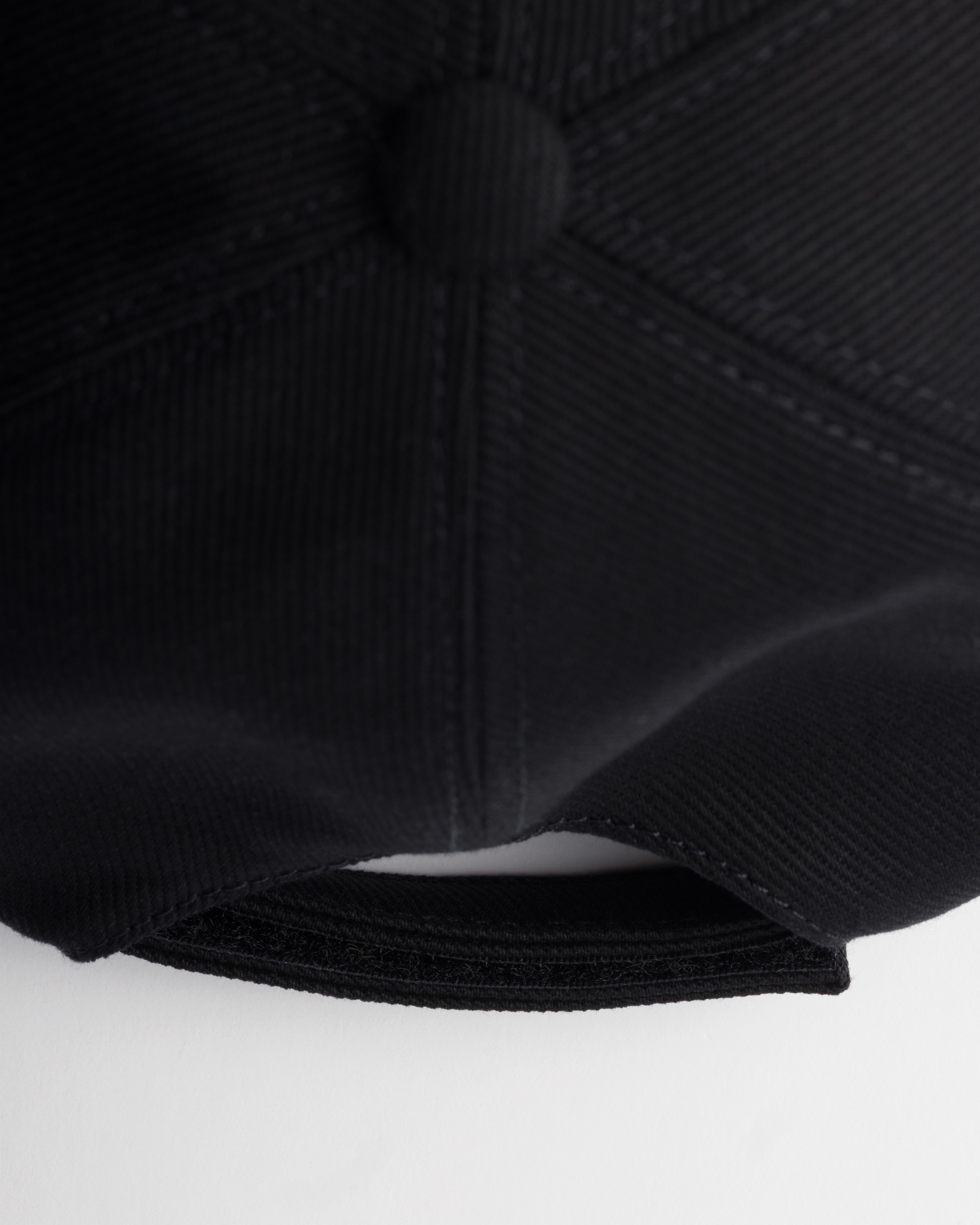 Prada Mens Black Drill Logo-embroidered Cotton-canvas Baseball Cap Xl