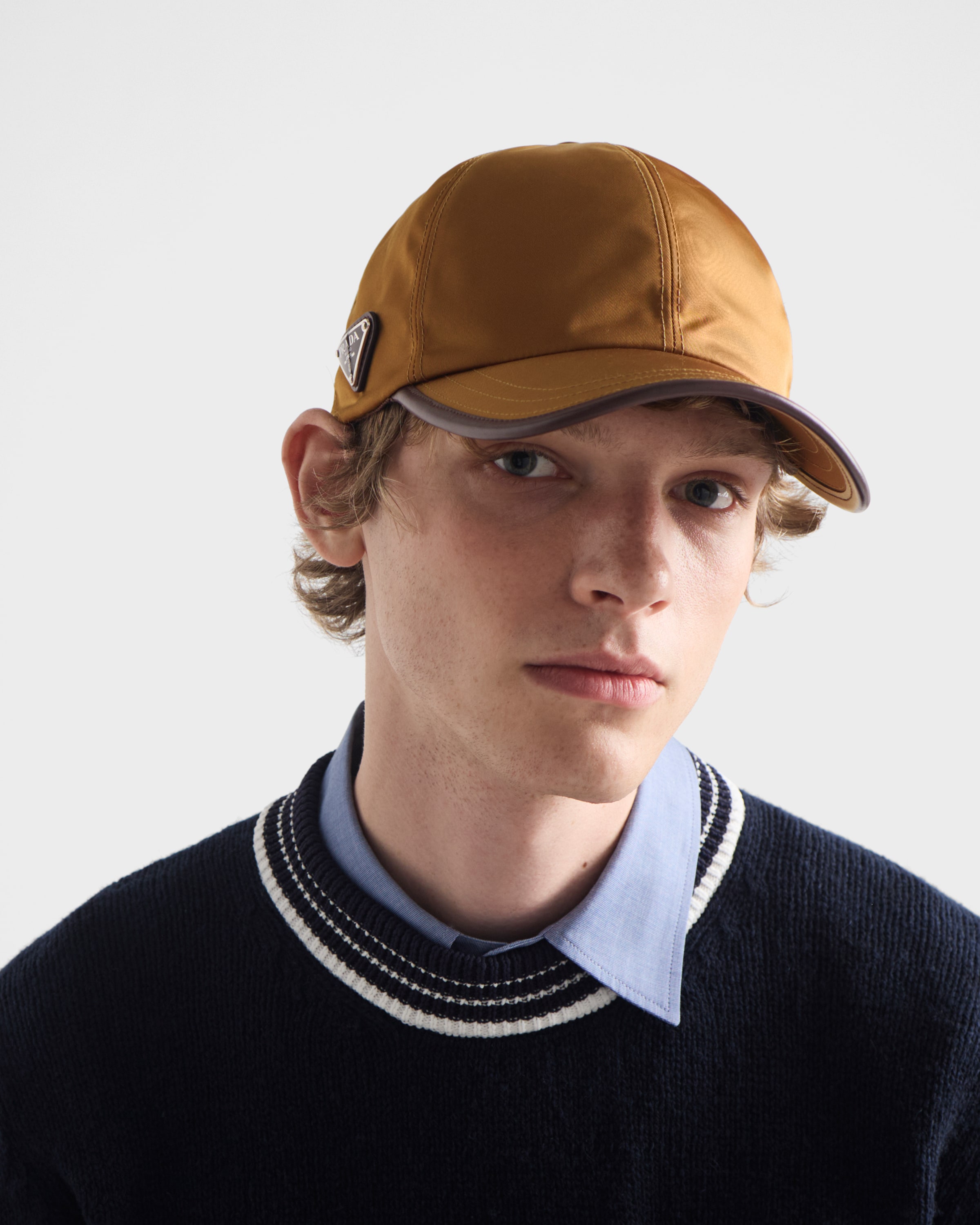 ブランデー Re-nylon Xレザー ベースボールキャップ | PRADA