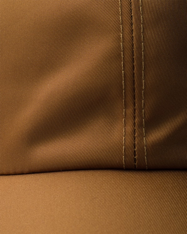 Casquette de baseball en Re-Nylon et cuir Casquette de baseball en Re-Nylon et cuir