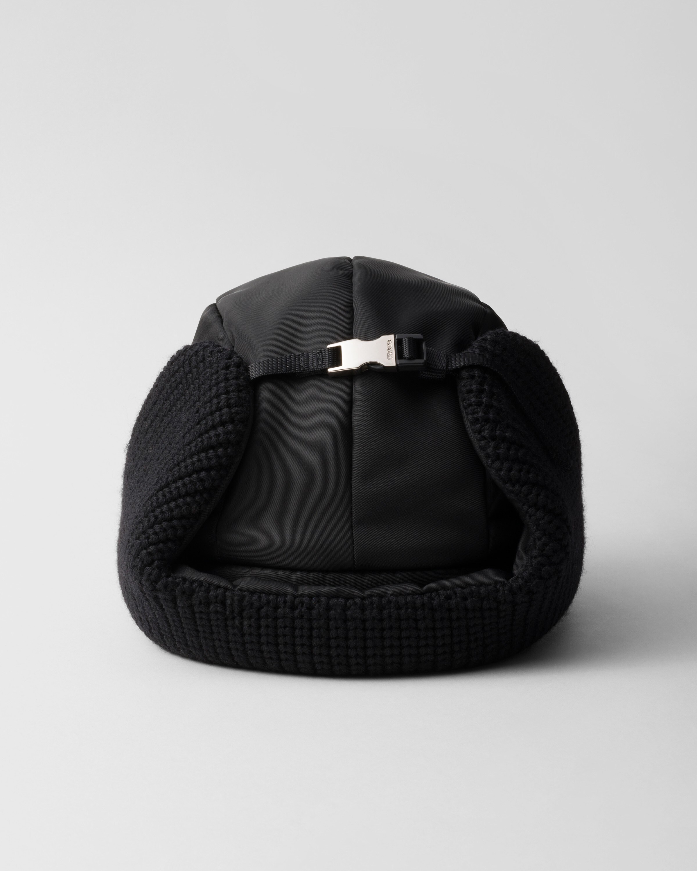 Prada Triangle Logo Re-nylon Baseball Cap In Schwarz