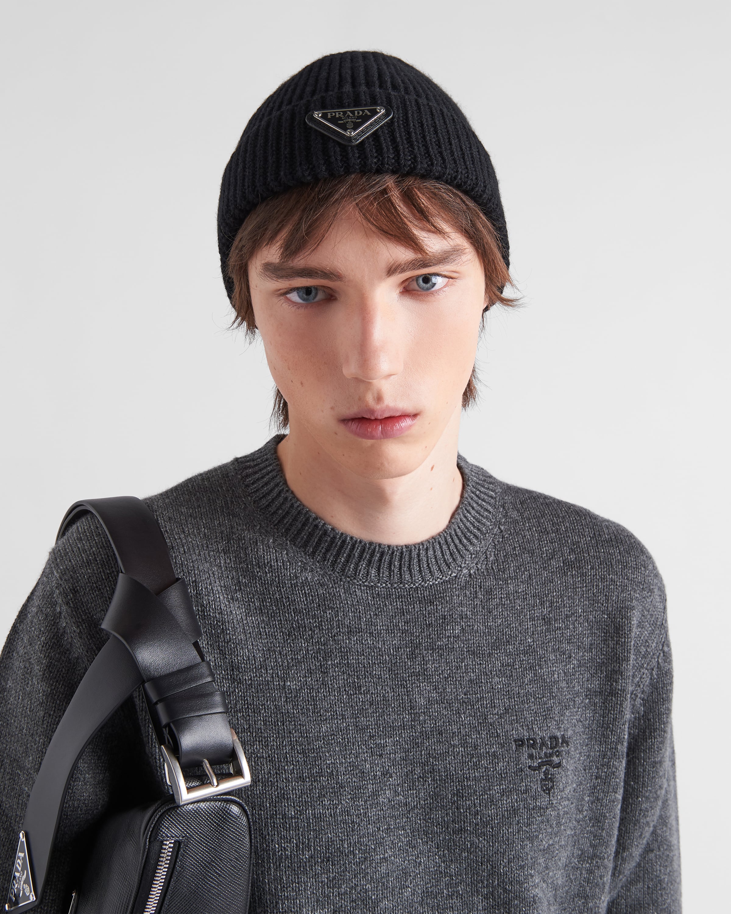 ブラック ウール カシミヤ ビーニー | PRADA - 日本