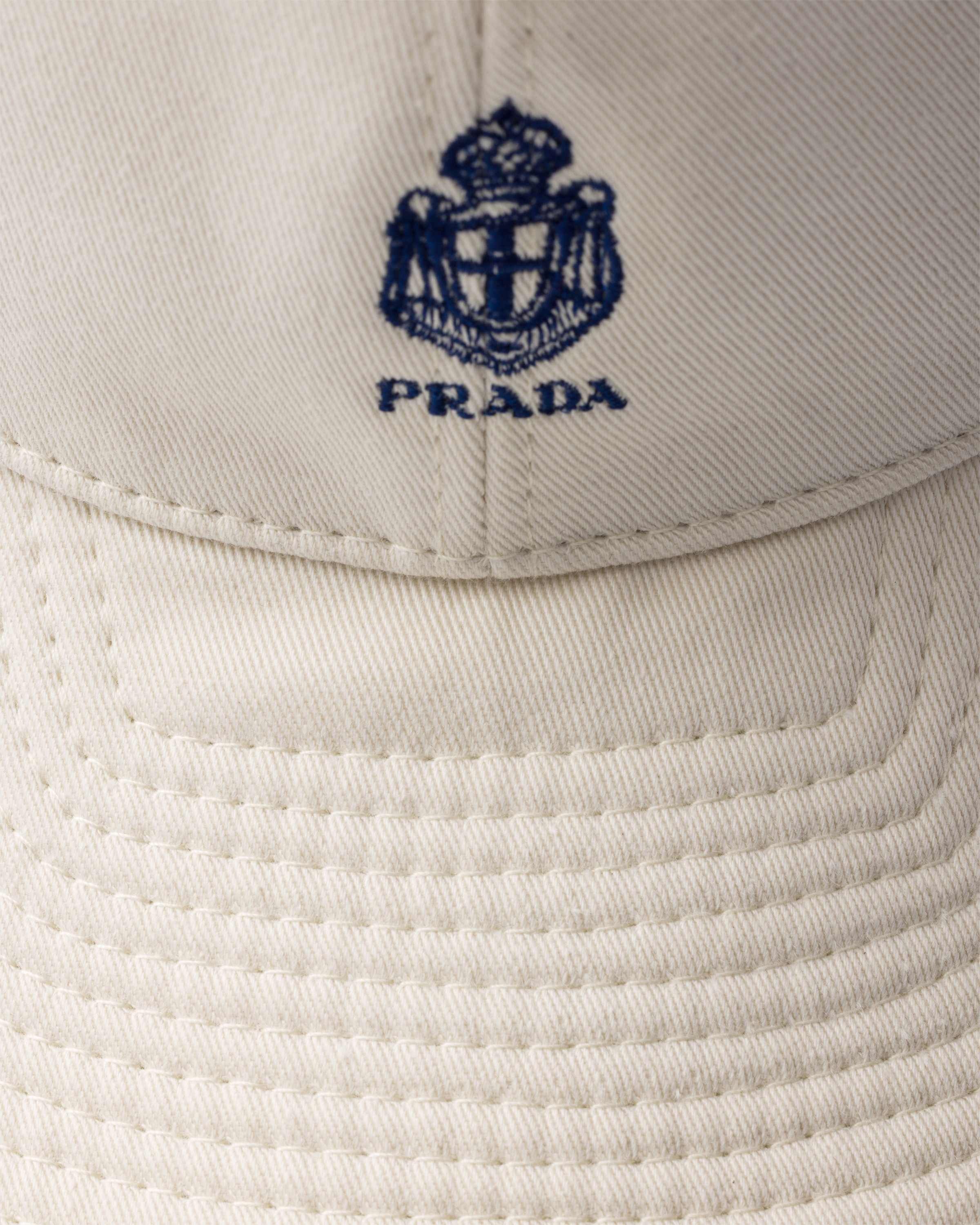 サンドベージュ オールドギャバジン ベースボールキャップ | PRADA - 日本