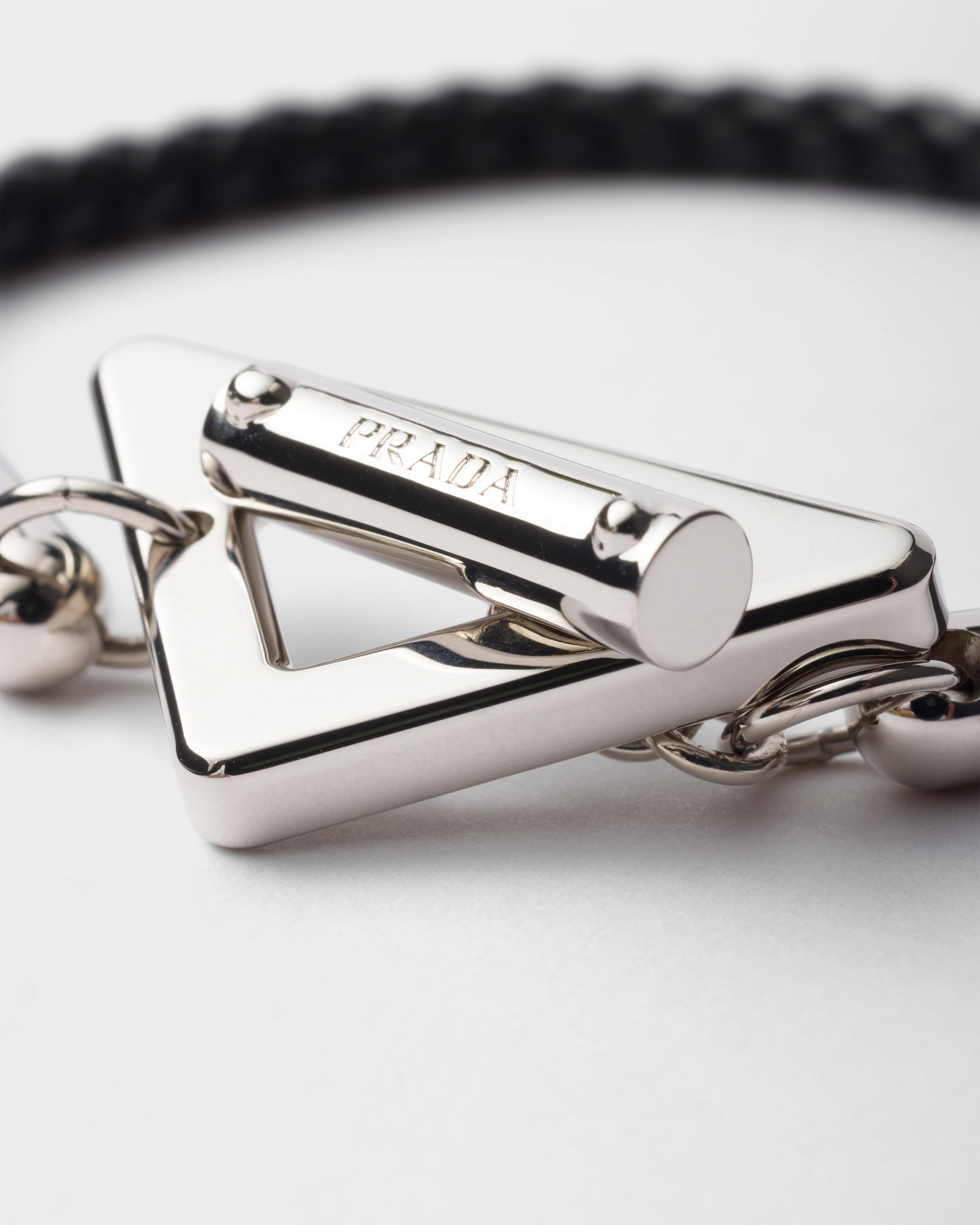 ブラック ブレイド ナッパレザー ブレスレット | PRADA - 日本