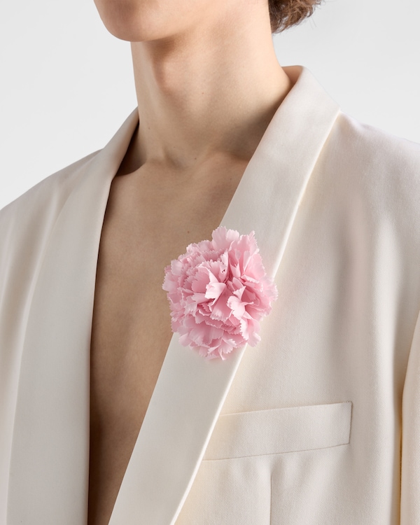 Poplin and metal flower brooch Poplin and metal flower brooch