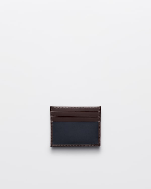 Re-Nylon与皮革卡片夹 Re-Nylon与皮革卡片夹