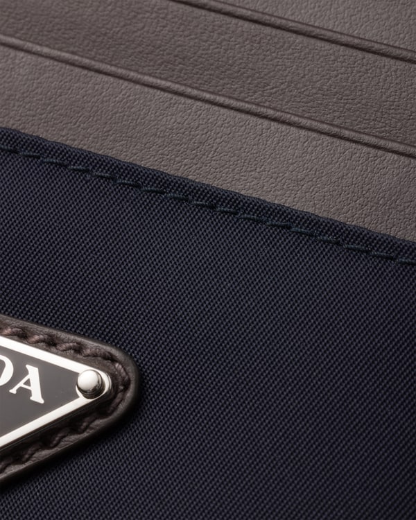 Porte-cartes en Re-Nylon et cuir Porte-cartes en Re-Nylon et cuir