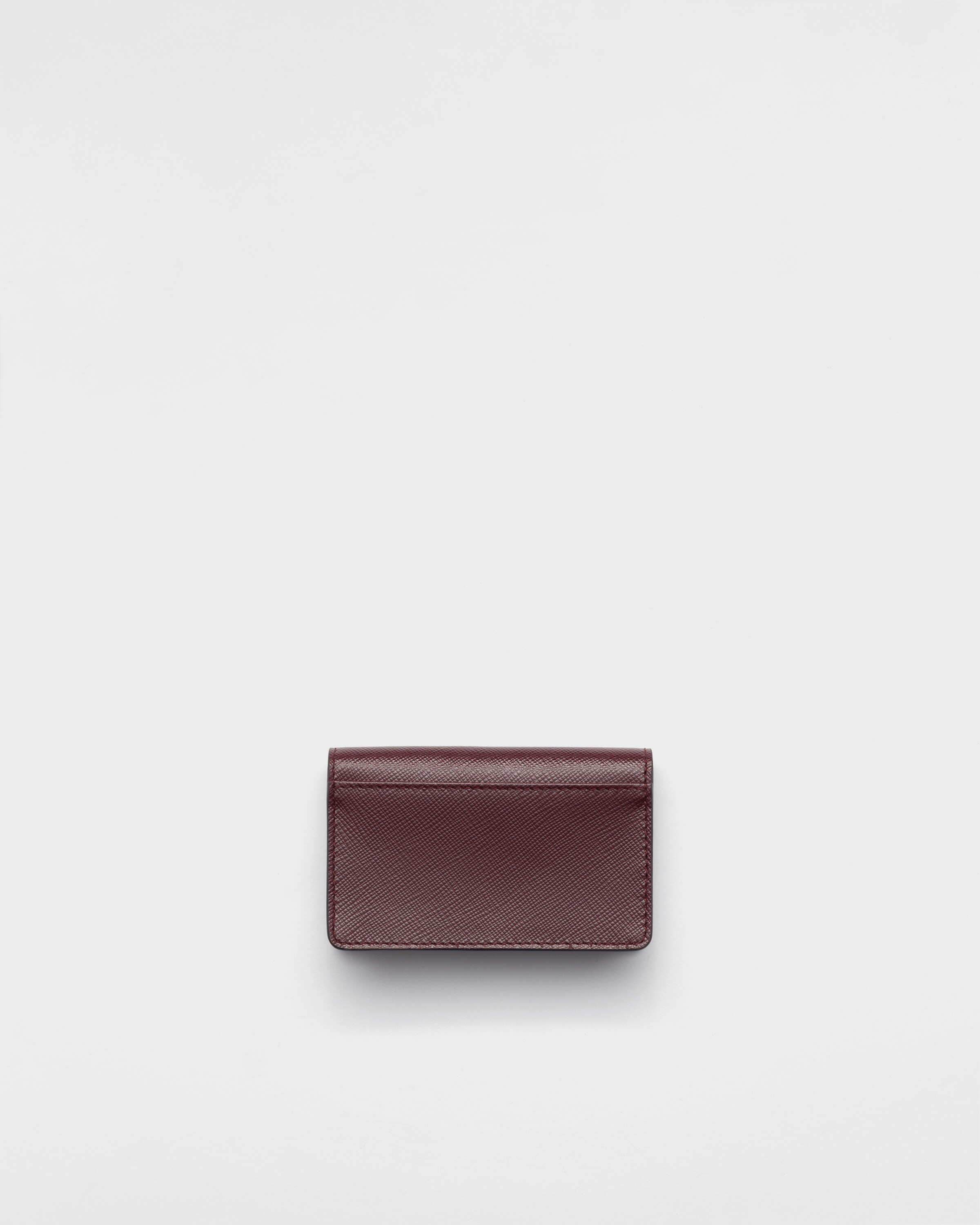 バーガンディ サフィアーノトライアングル カードケース | PRADA - 日本