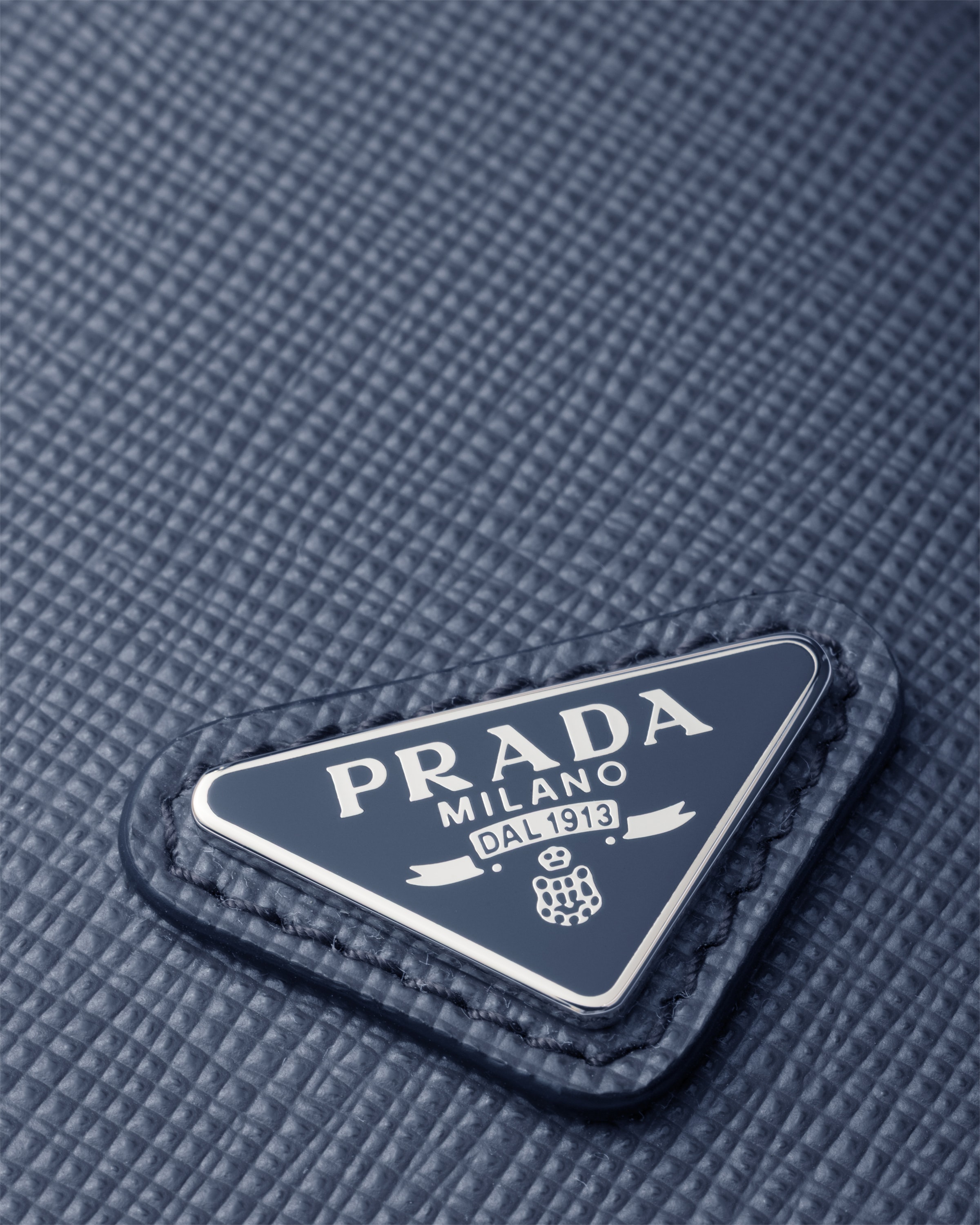 アビエーションブルー サフィアーノレザー カードケース | PRADA - 日本
