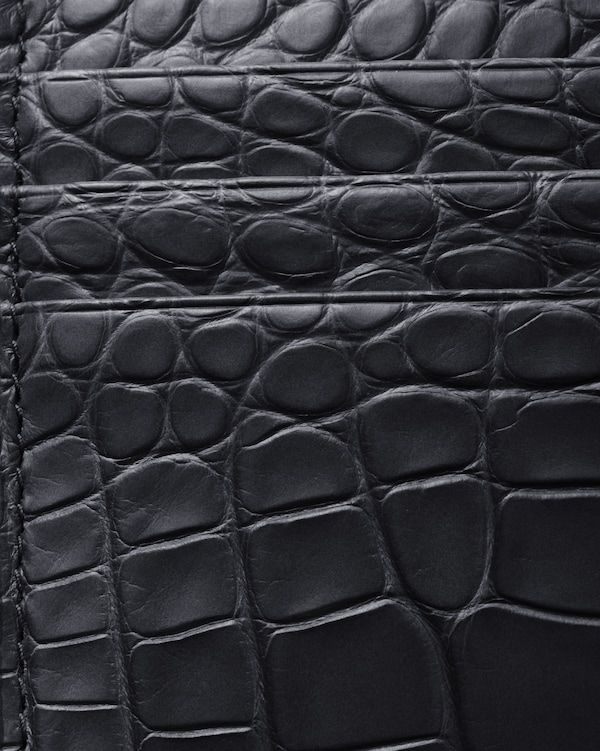 حامل بطاقات من جلد التمساح - أزرق حامل بطاقات من جلد التمساح - أزرق