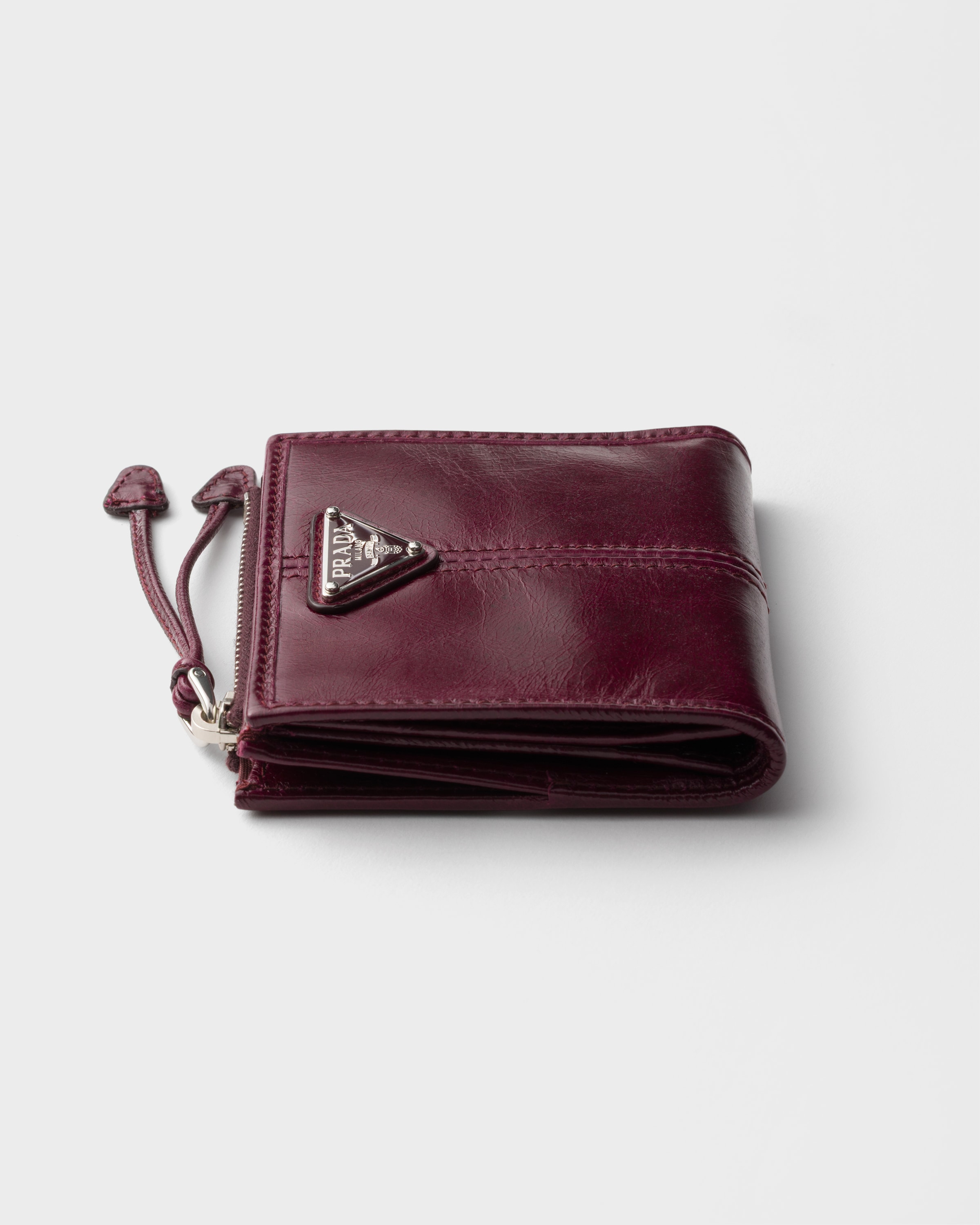 バーガンディ ソフトルックスレザー 財布 | PRADA