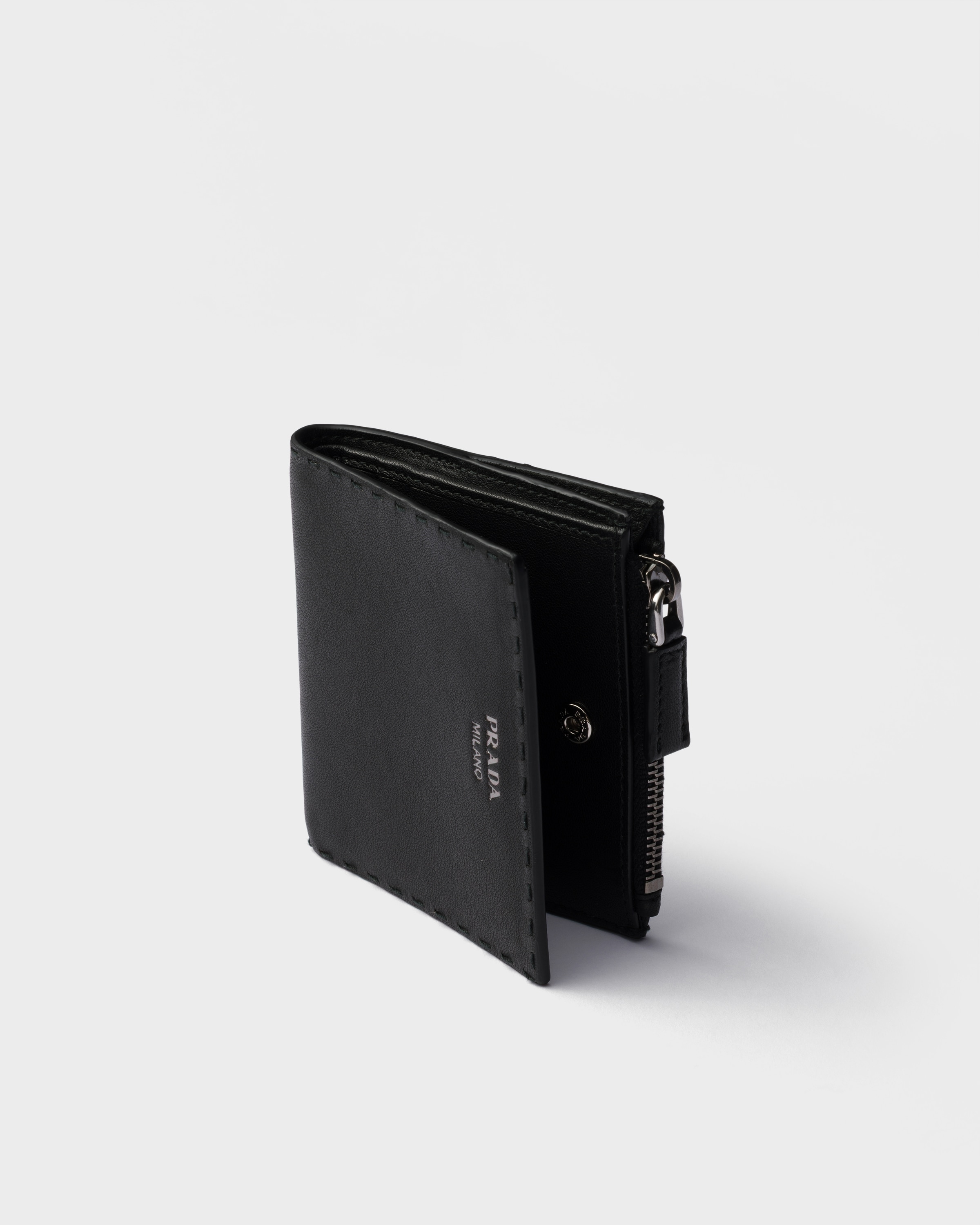 小物 Archive PRADA leather compact wallet Black Small Leather Wallet | PRADA - United States