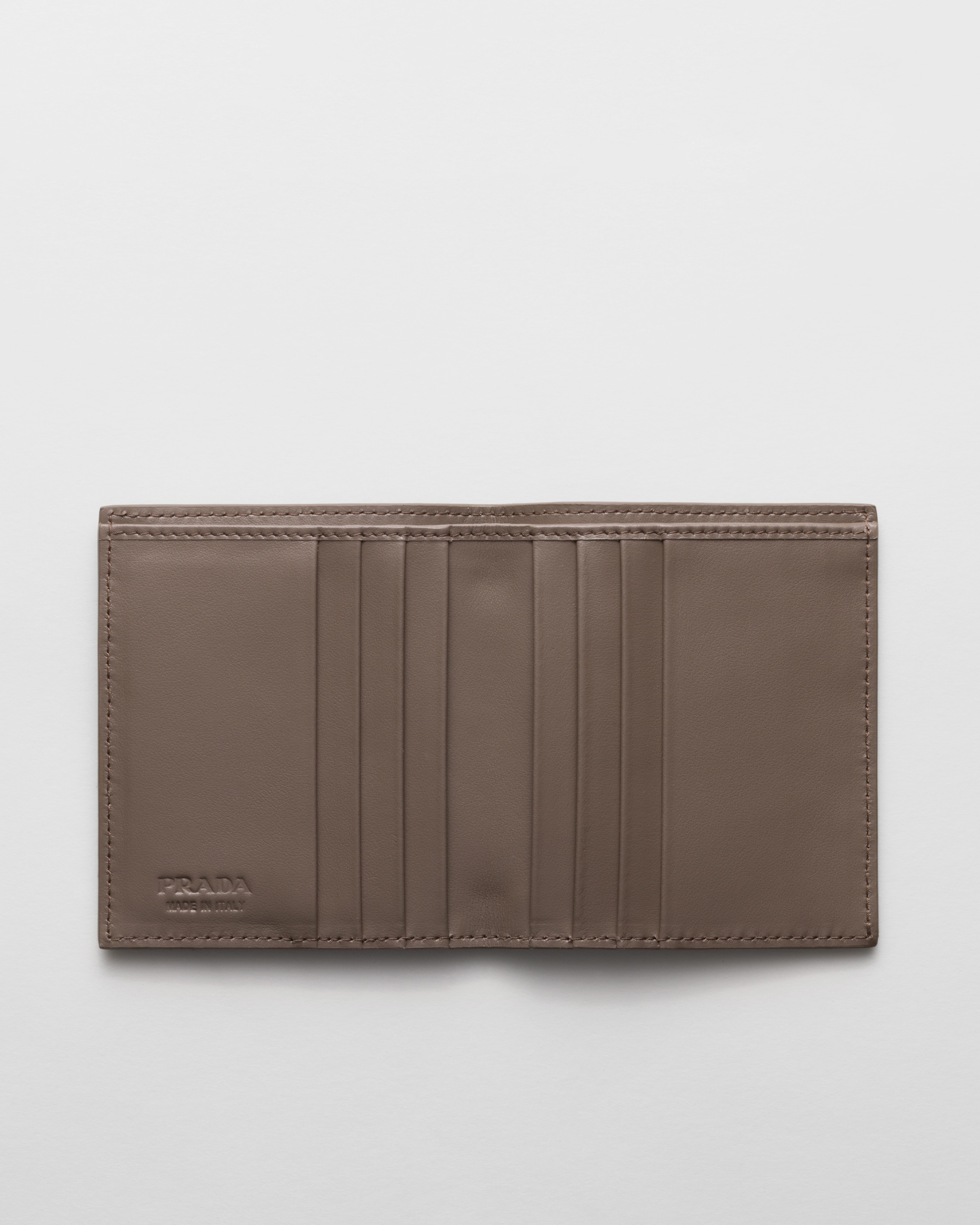 【人気/関税/送料込み】 Prada Leather Wallet Bamboo Gray 2MO0 2MO004_2E54_F0218_SLB.jpg