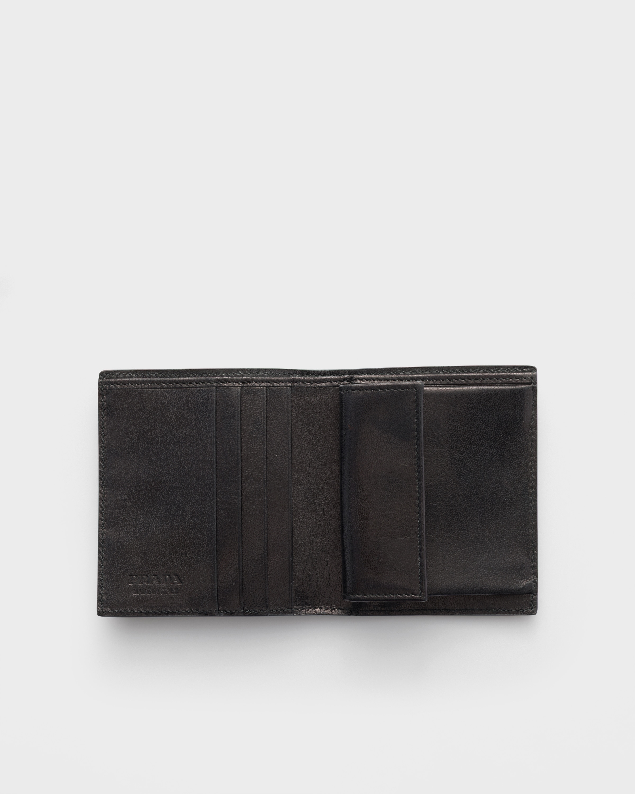ブラック レザー 財布 | PRADA - 日本