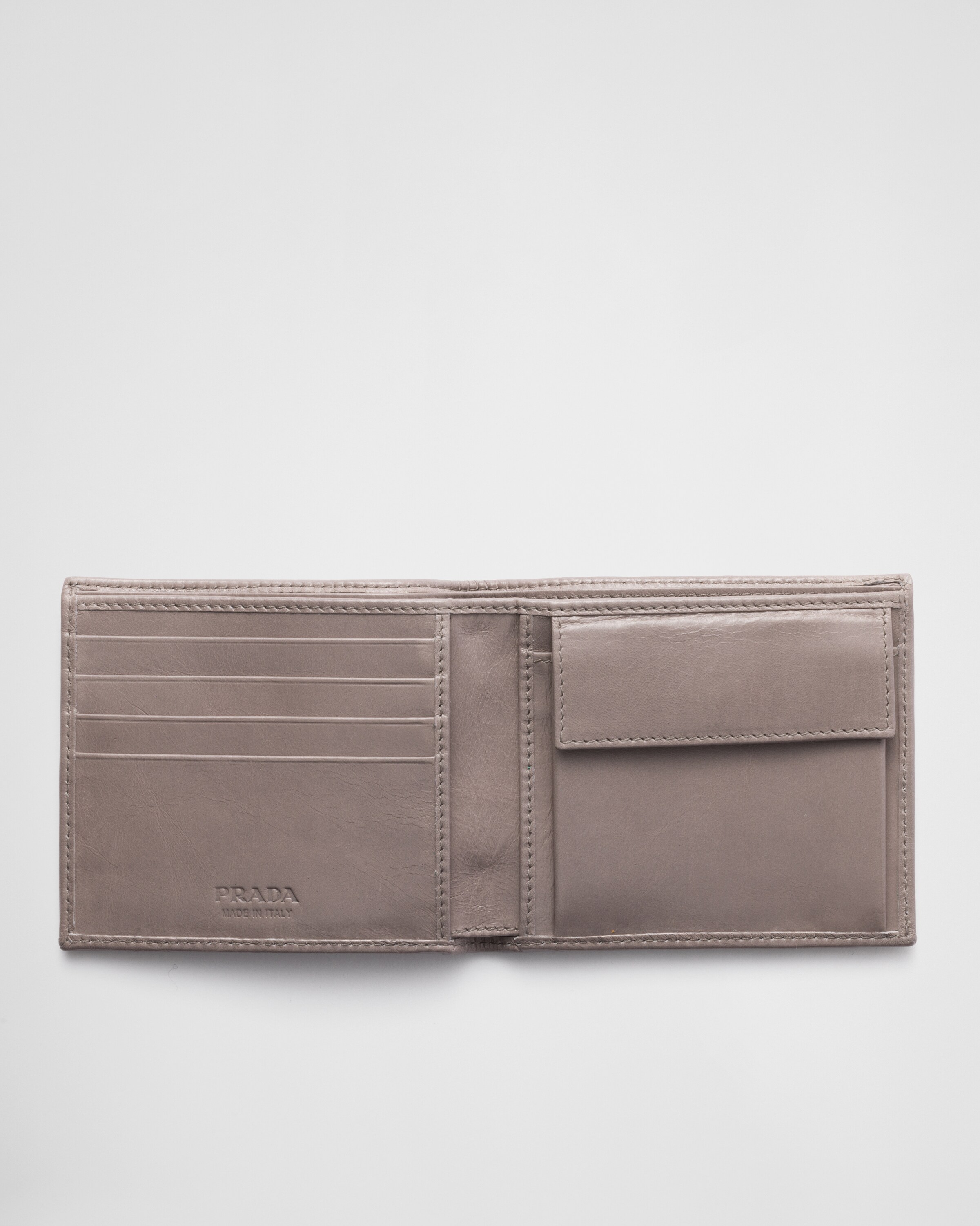 PRADA 洗練 ロゴ レザー ラージウォレット Prada Wallet Card Holder 100 Genuine In Black Saffiano