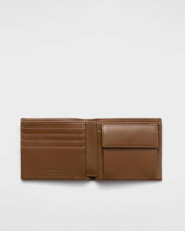 Re-Nylon und Leder-Brieftasche mit Münzfach Re-Nylon und Leder-Brieftasche mit Münzfach