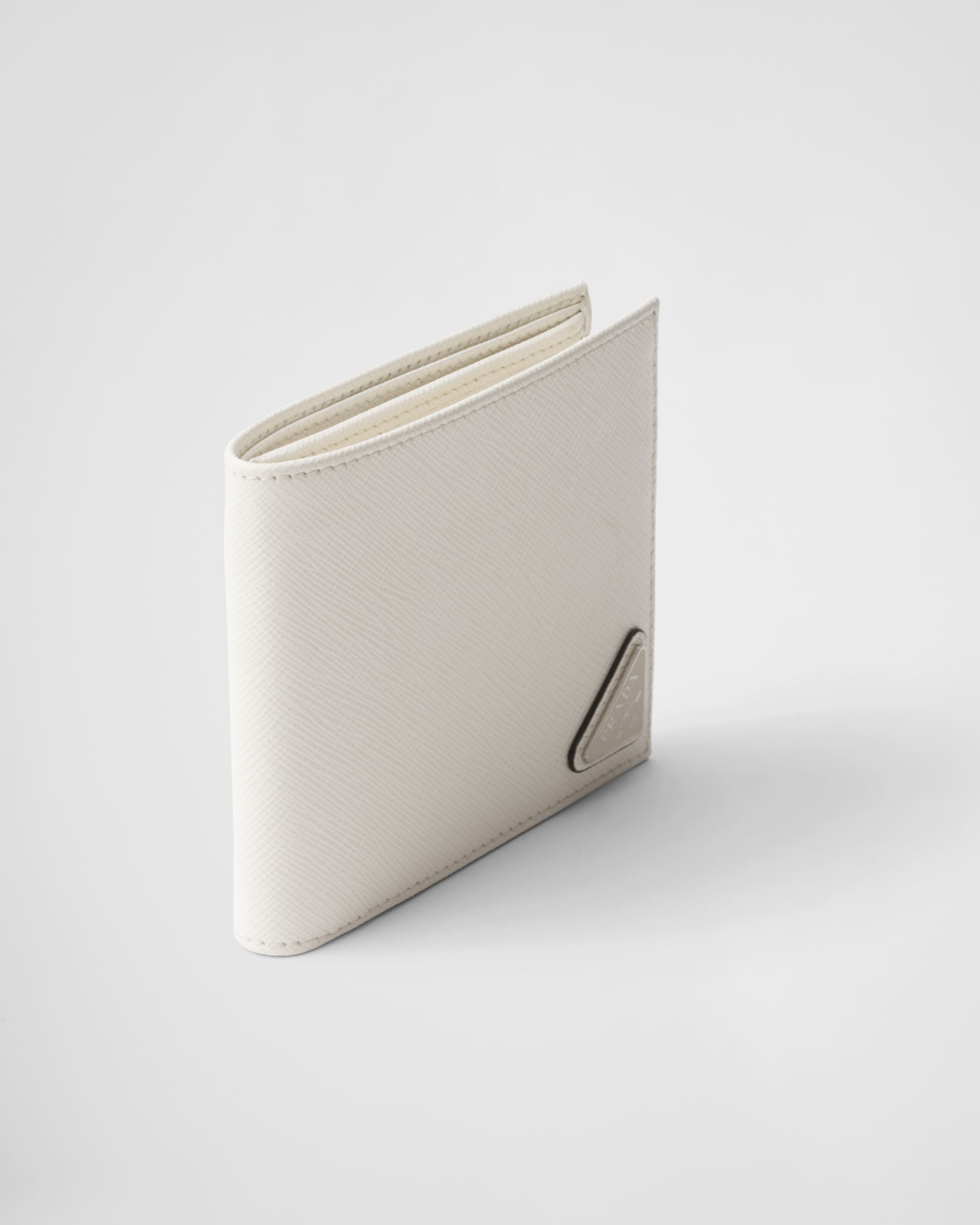 週末お値下げ　PRADA サフィアーノ　ホワイト　ラージサイズ ホワイト プラダ ガレリア サフィアーノレザー ミディアムバッグ