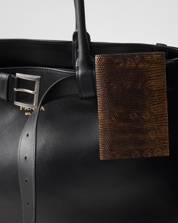 リザードスキン パスポートホルダー - ブラウン リザードスキン パスポートホルダー - ブラウン