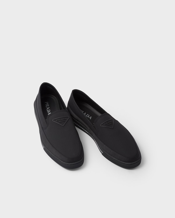 Re-Nylon套穿式运动鞋 Re-Nylon套穿式运动鞋