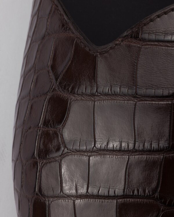 حذاء بكعب من جلد التمساح - أصفر برتقالي حذاء بكعب من جلد التمساح - أصفر برتقالي