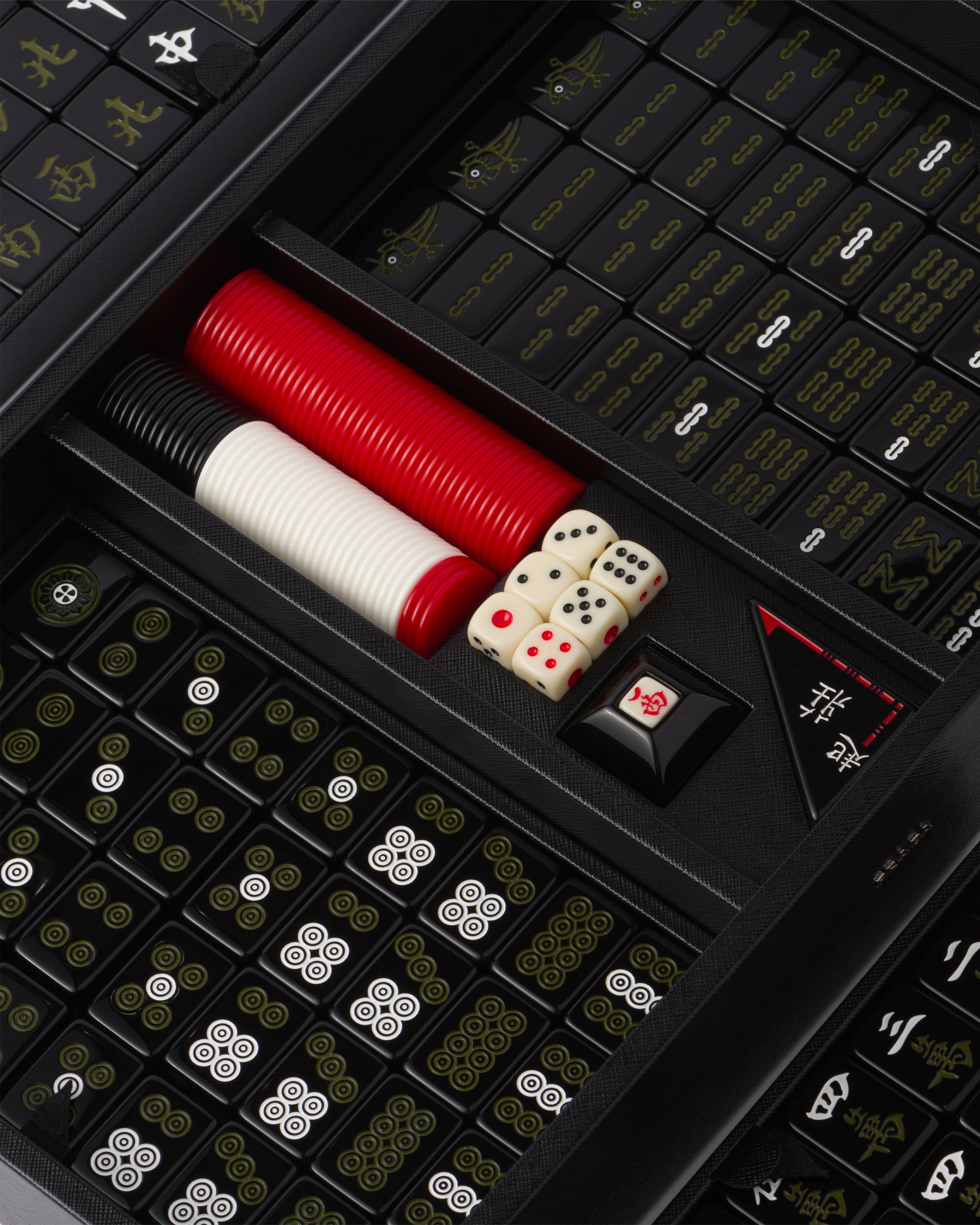 Saffiano Leather Mahjong Game